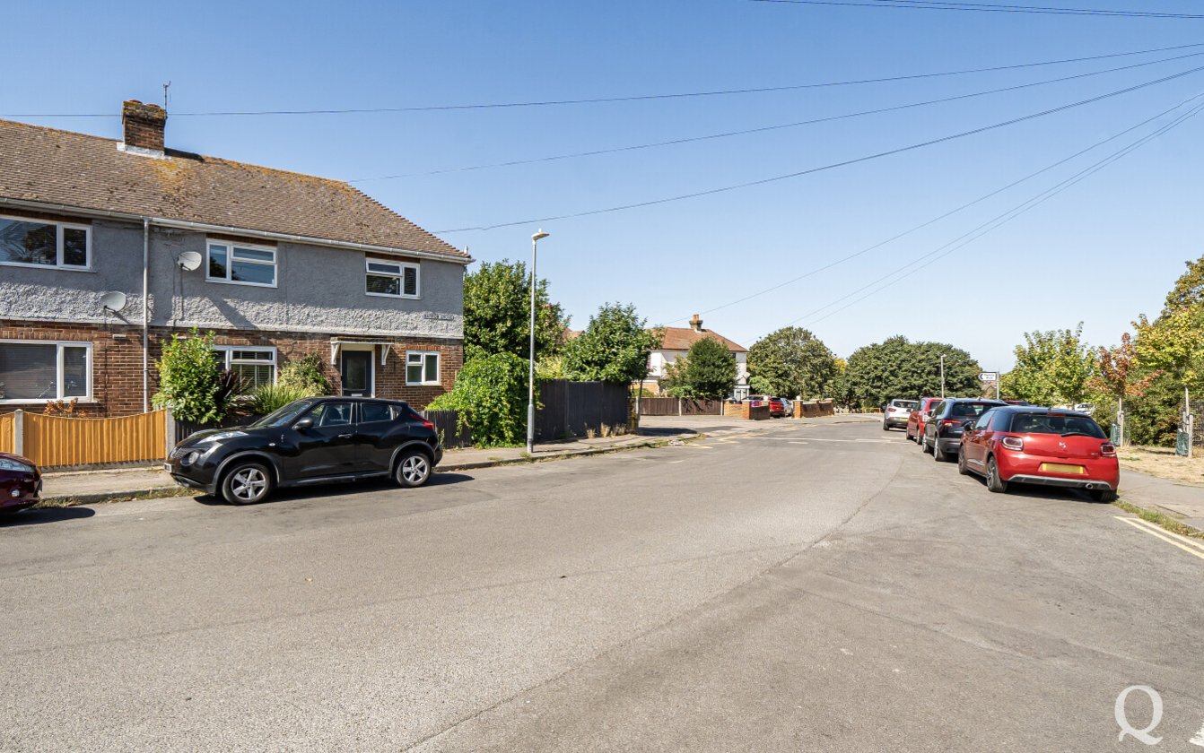 Barrow Grove, Sittingbourne, Kent, ME10, 17752, image-20 - Quealy & Co