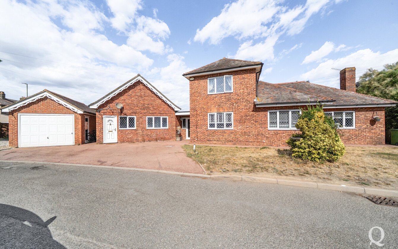 Norwood Close, Cliffe, Rochester, Kent, ME3, 17956, image-1 - Quealy & Co
