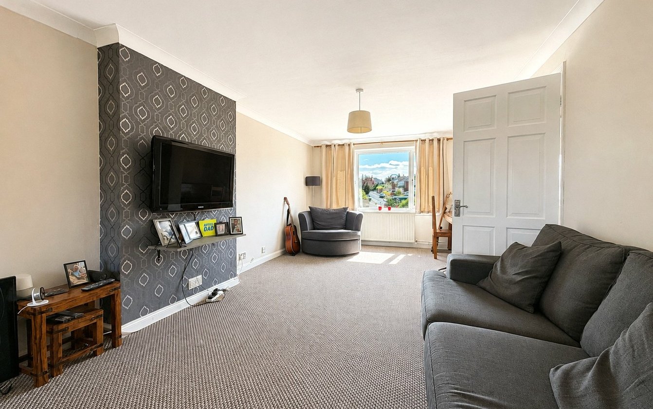 Chatsworth Drive, Sittingbourne, Kent, ME10, 17966, image-2 - Quealy & Co