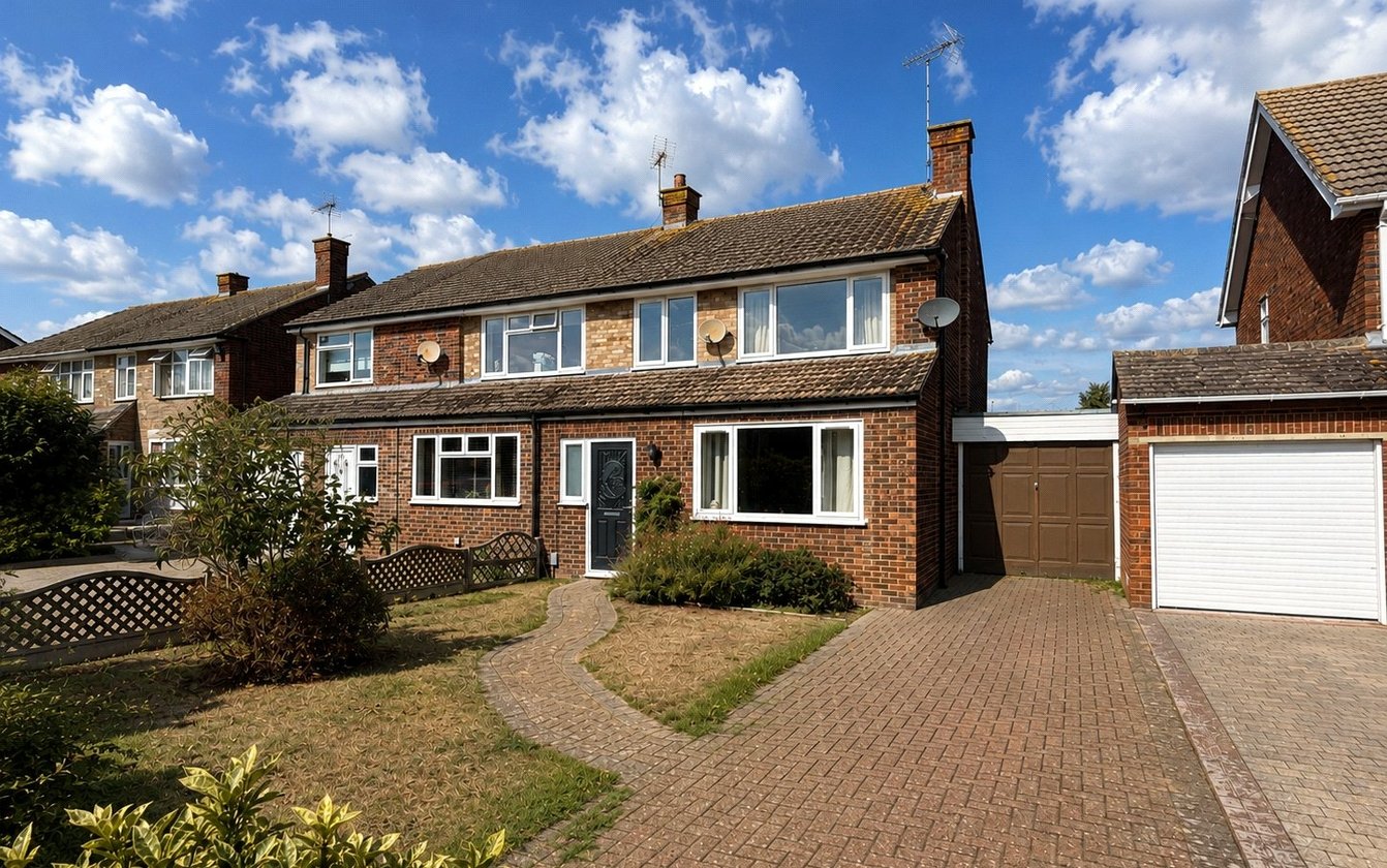 Chatsworth Drive, Sittingbourne, Kent, ME10, 17966, image-1 - Quealy & Co