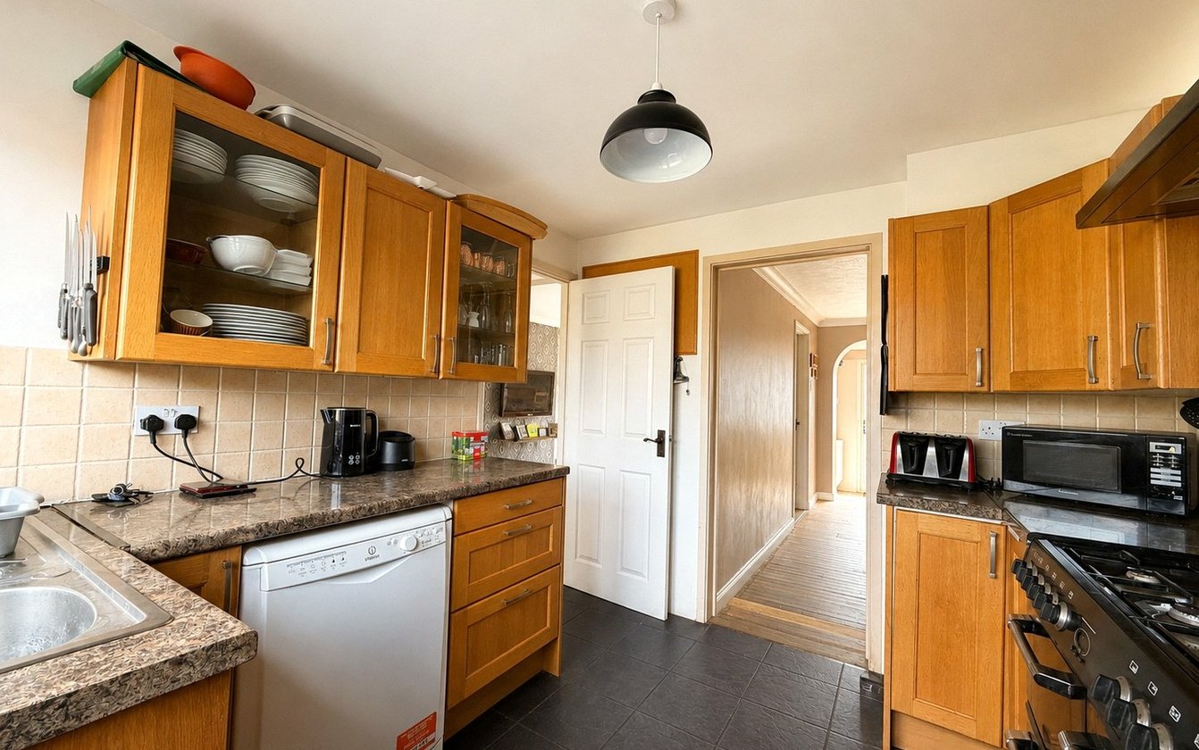 Chatsworth Drive, Sittingbourne, Kent, ME10, 17966, image-11 - Quealy & Co