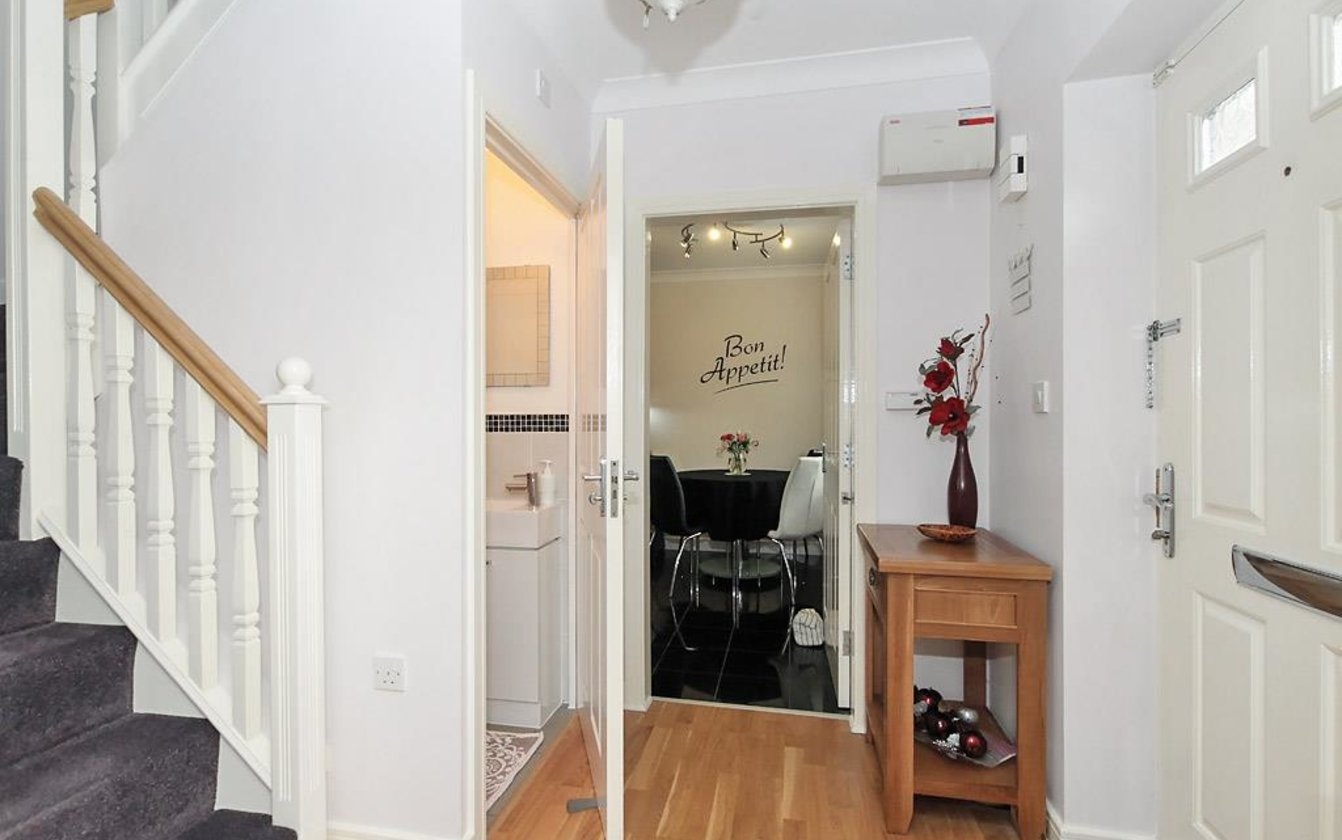 Emerald Crescent, Sittingbourne, ME10, 2200, image-8 - Quealy & Co