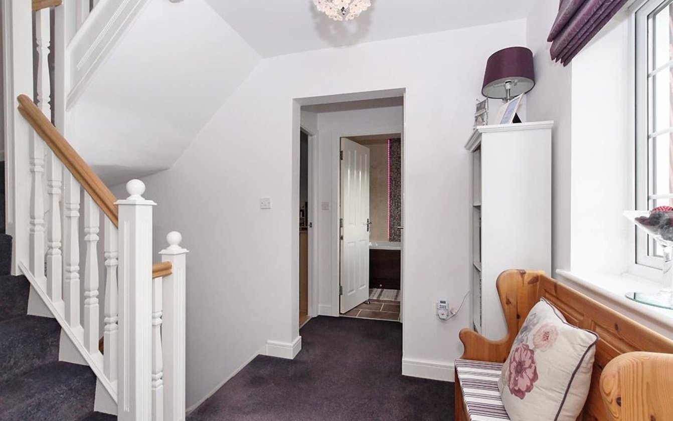 Emerald Crescent, Sittingbourne, ME10, 2200, image-15 - Quealy & Co