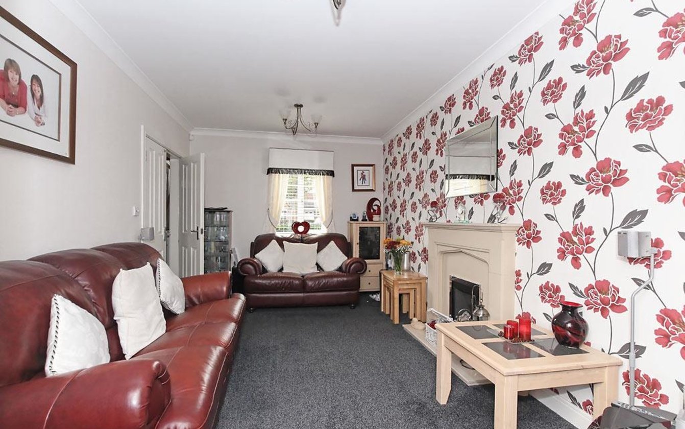 Emerald Crescent, Sittingbourne, ME10, 2200, image-9 - Quealy & Co