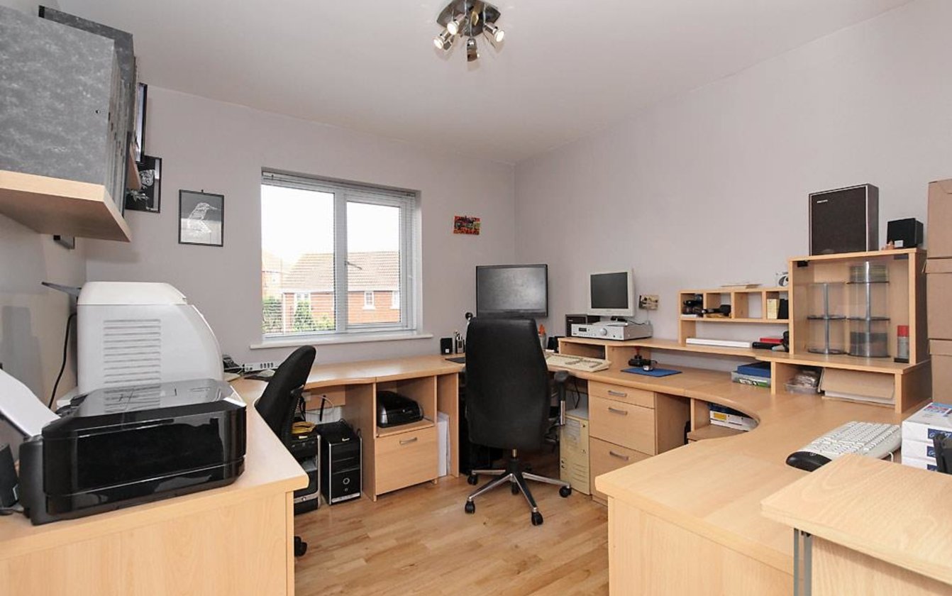 Emerald Crescent, Sittingbourne, ME10, 2200, image-16 - Quealy & Co
