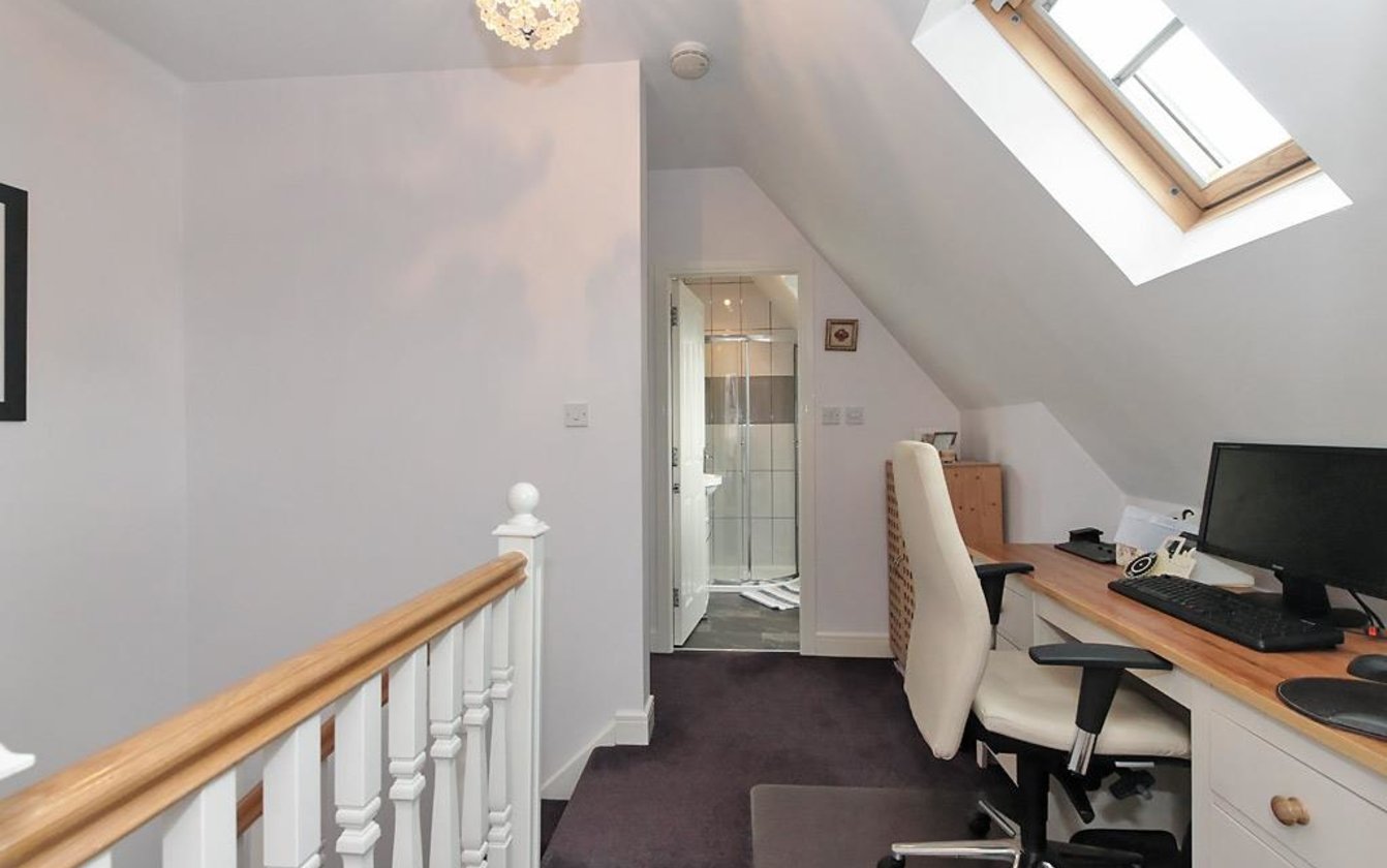 Emerald Crescent, Sittingbourne, ME10, 2200, image-18 - Quealy & Co