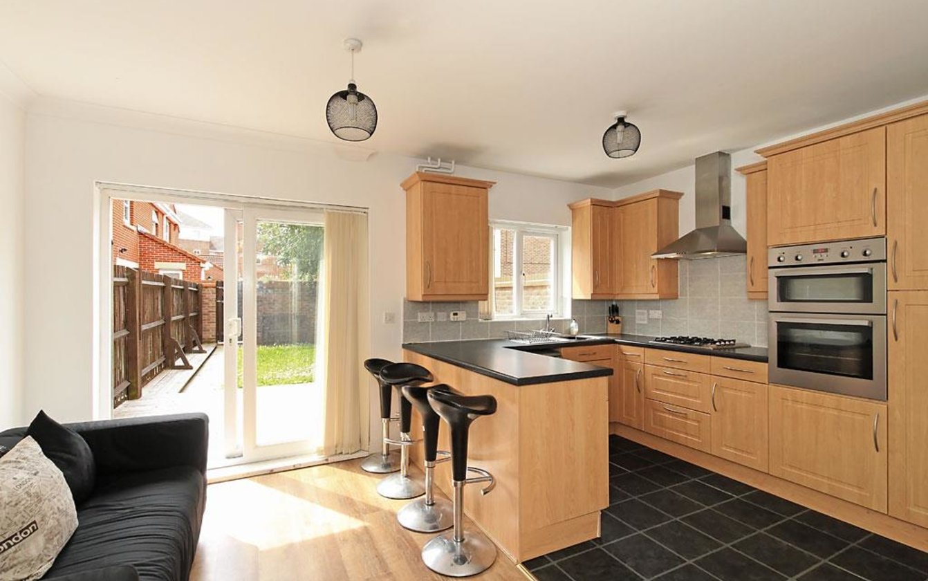 Moonstone Square, Sittingbourne, ME10, 2341, image-2 - Quealy & Co