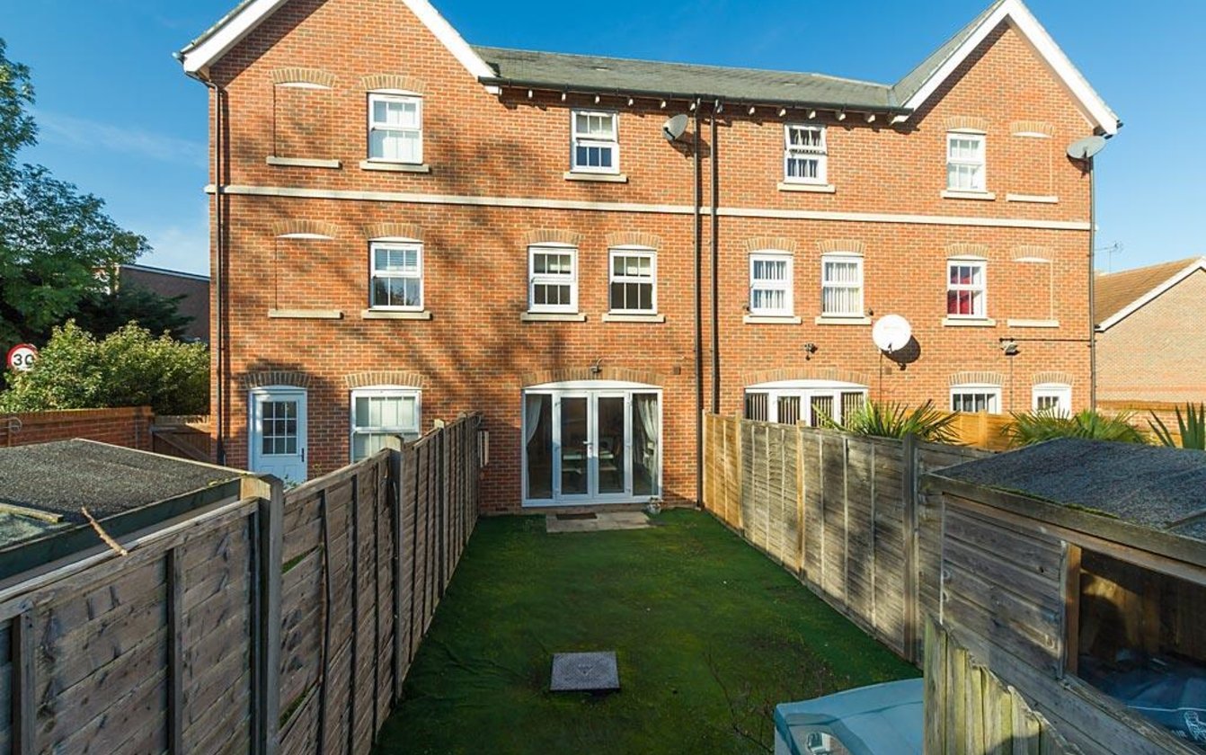 Easton Drive, Sittingbourne, ME10, 2441, image-10 - Quealy & Co