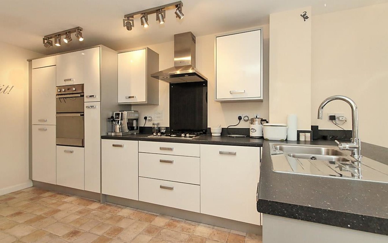 Easton Drive, Sittingbourne, ME10, 2441, image-17 - Quealy & Co