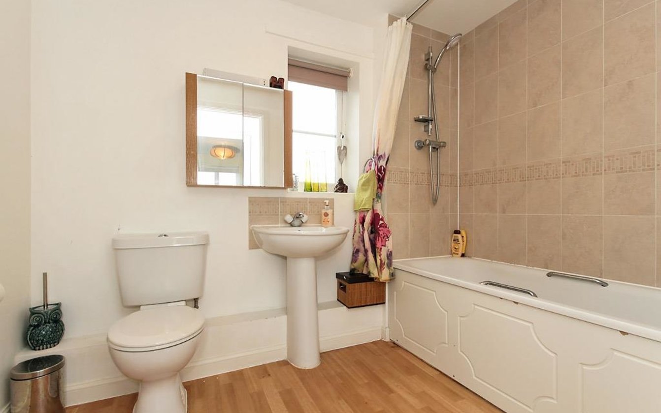 Eveas Drive, Sittingbourne, ME10, 3219, image-6 - Quealy & Co