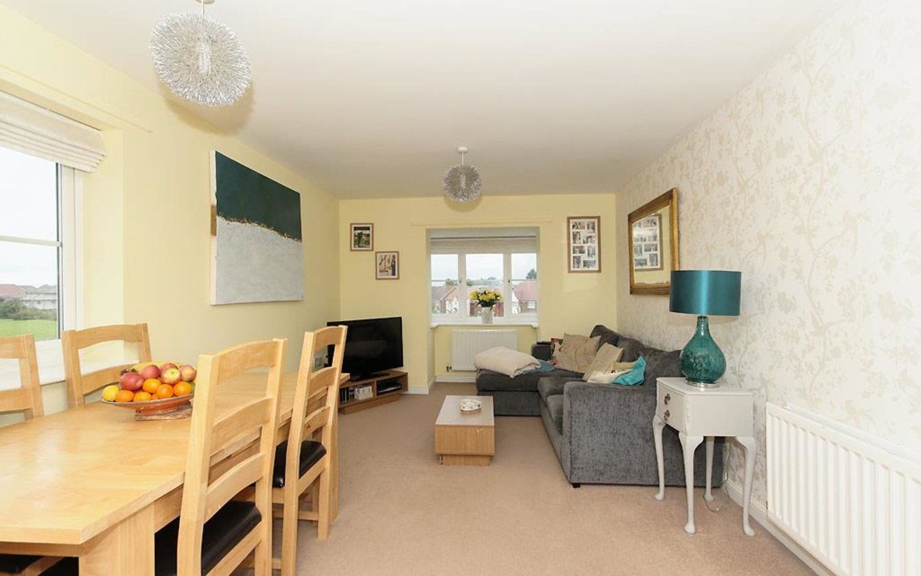 Eveas Drive, Sittingbourne, ME10, 3219, image-2 - Quealy & Co