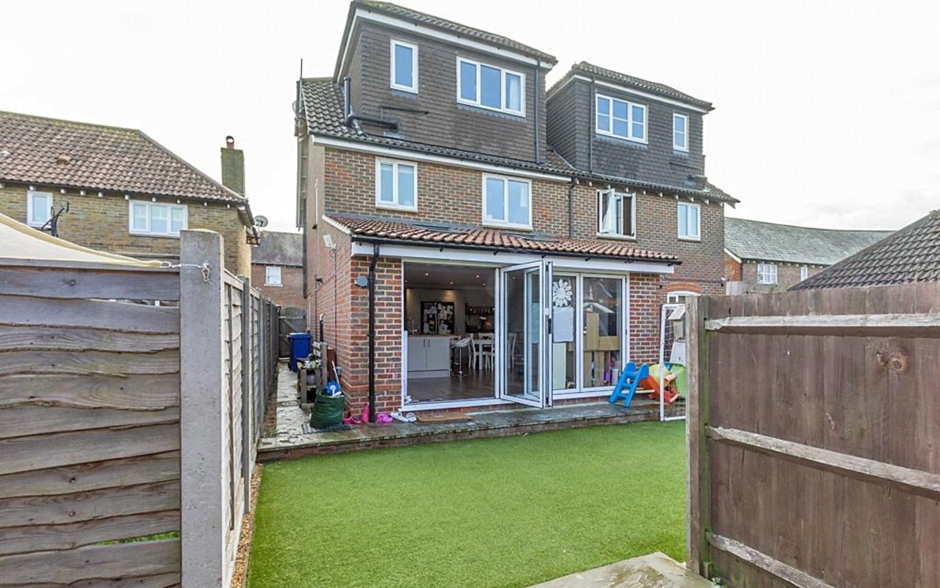 Colson Drive, Sittingbourne, ME9, 3618, image-20 - Quealy & Co
