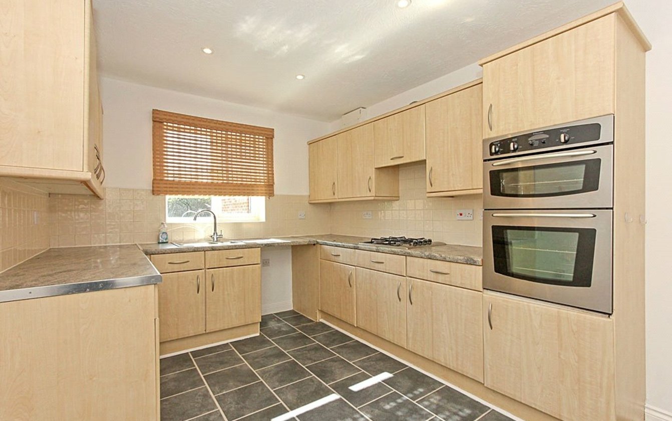 Maylam Gardens, Sittingbourne, Kent, ME10, 3650, image-2 - Quealy & Co