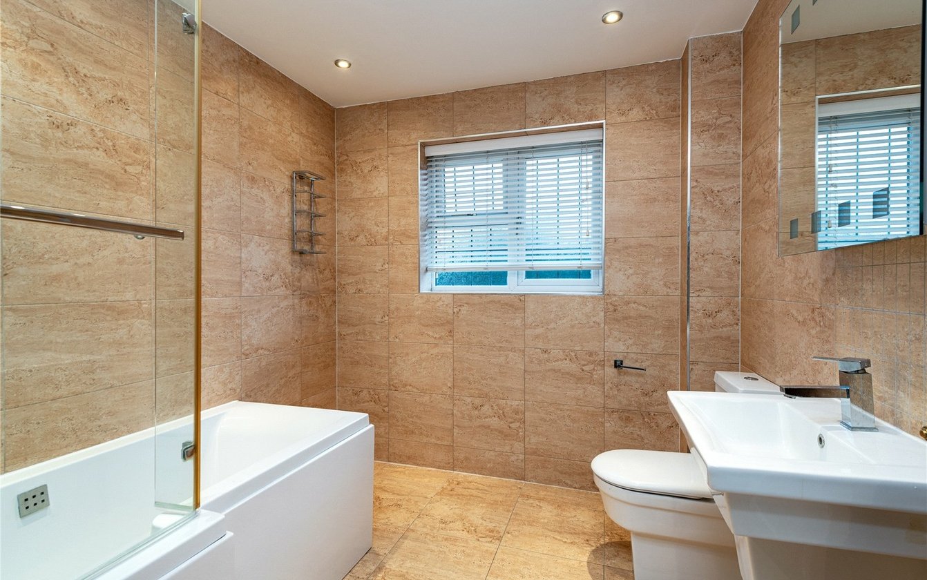 Pintail Drive, Iwade, Sittingbourne, Kent, ME9, 3651, image-9 - Quealy & Co