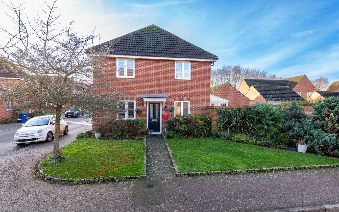 Maylam Gardens, Sittingbourne, Kent, ME10, 3660, image-1 - Quealy & Co