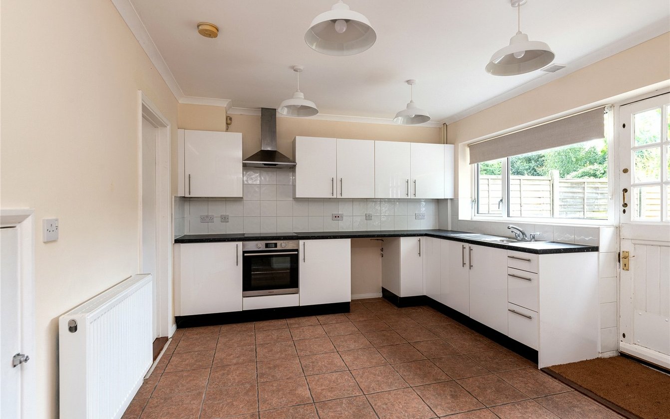 Cranbrook Drive, Sittingbourne, Kent, ME10, 3681, image-2 - Quealy & Co