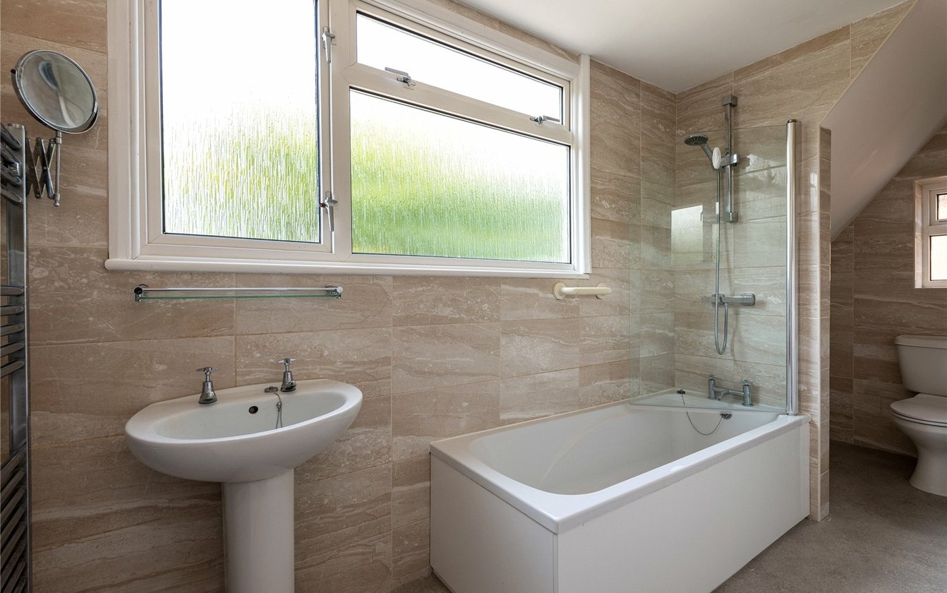 Cranbrook Drive, Sittingbourne, Kent, ME10, 3681, image-8 - Quealy & Co