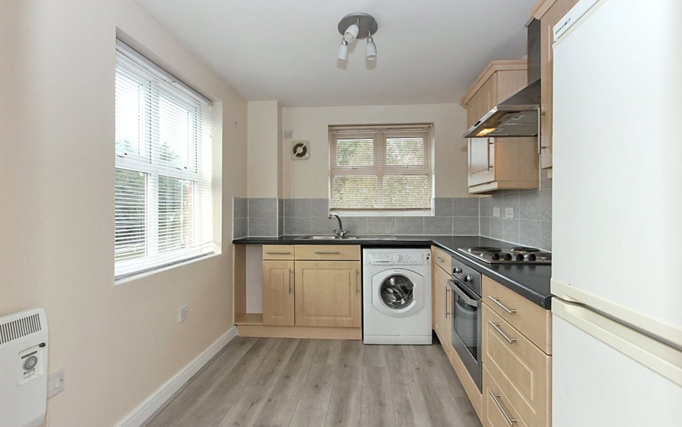 Emerald Crescent, SITTINGBOURNE, Kent, ME10, 3827, image-3 - Quealy & Co