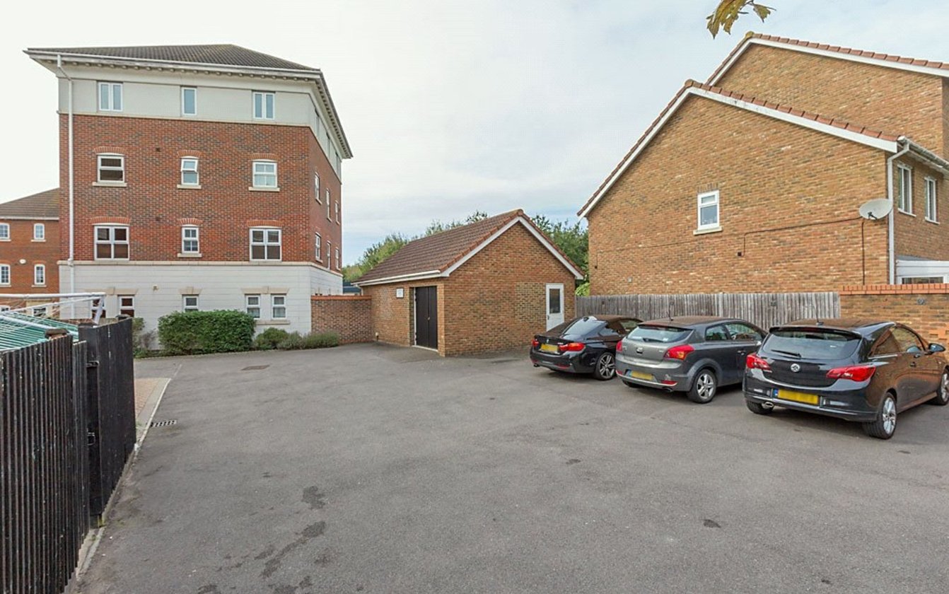 Emerald Crescent, SITTINGBOURNE, Kent, ME10, 3827, image-11 - Quealy & Co