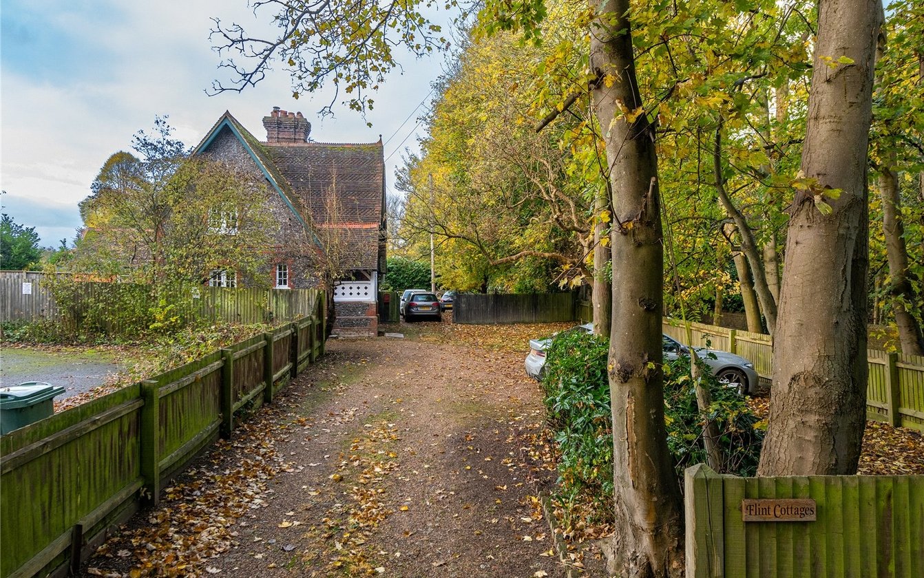 Flint Cottages, Tunstall, Sittingbourne, Kent, ME9, 3831, image-17 - Quealy & Co