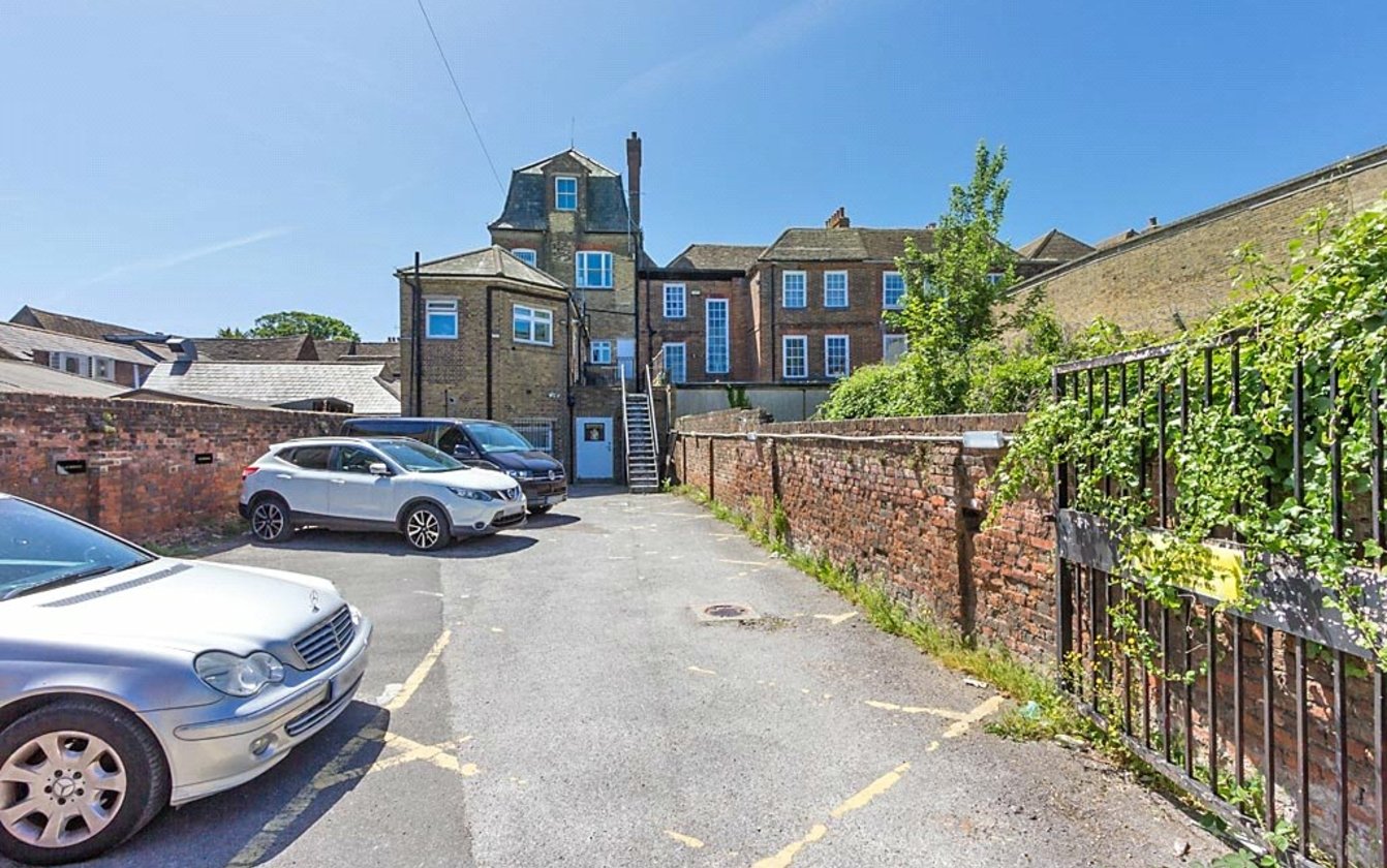 High Street, SITTINGBOURNE, Kent, ME10, 3870, image-1 - Quealy & Co