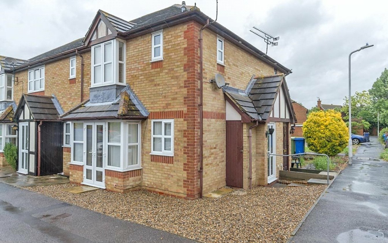 Yeates Drive, Sittingbourne, Kent, ME10, 3900, image-1 - Quealy & Co