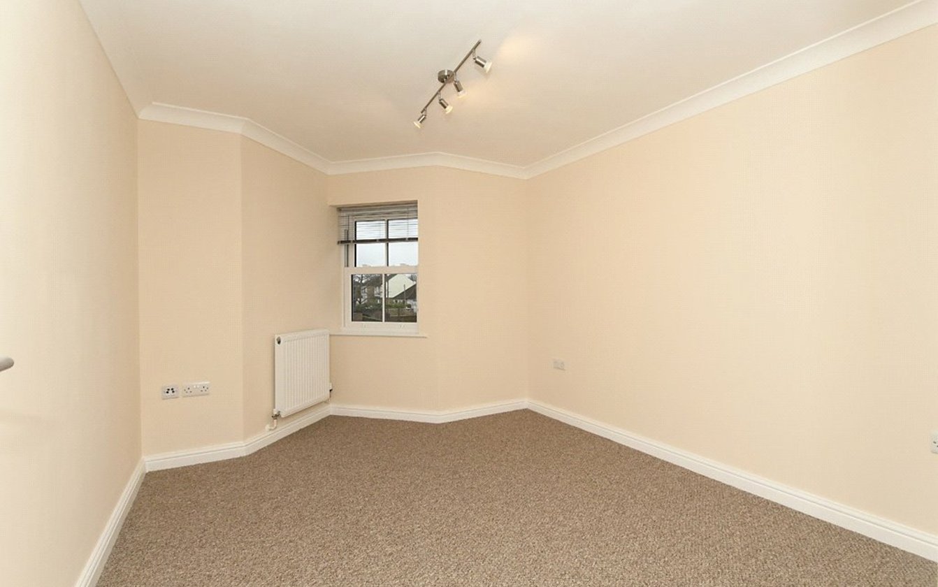 2 Pear Tree Court, Connaught Road, Sittingbourne, Kent, ME10, 3912, image-7 - Quealy & Co
