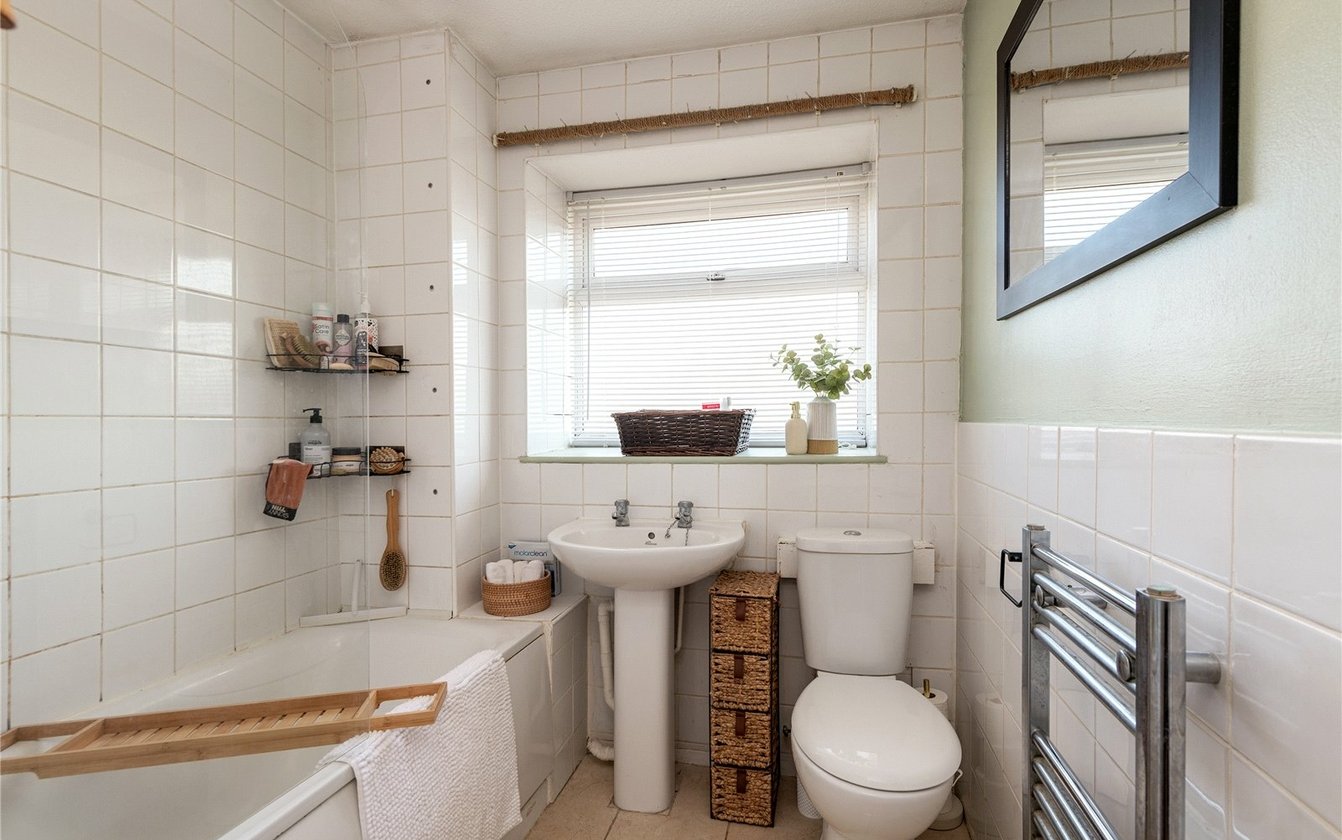 Vectis Drive, Sittingbourne, Kent, ME10, 3913, image-7 - Quealy & Co