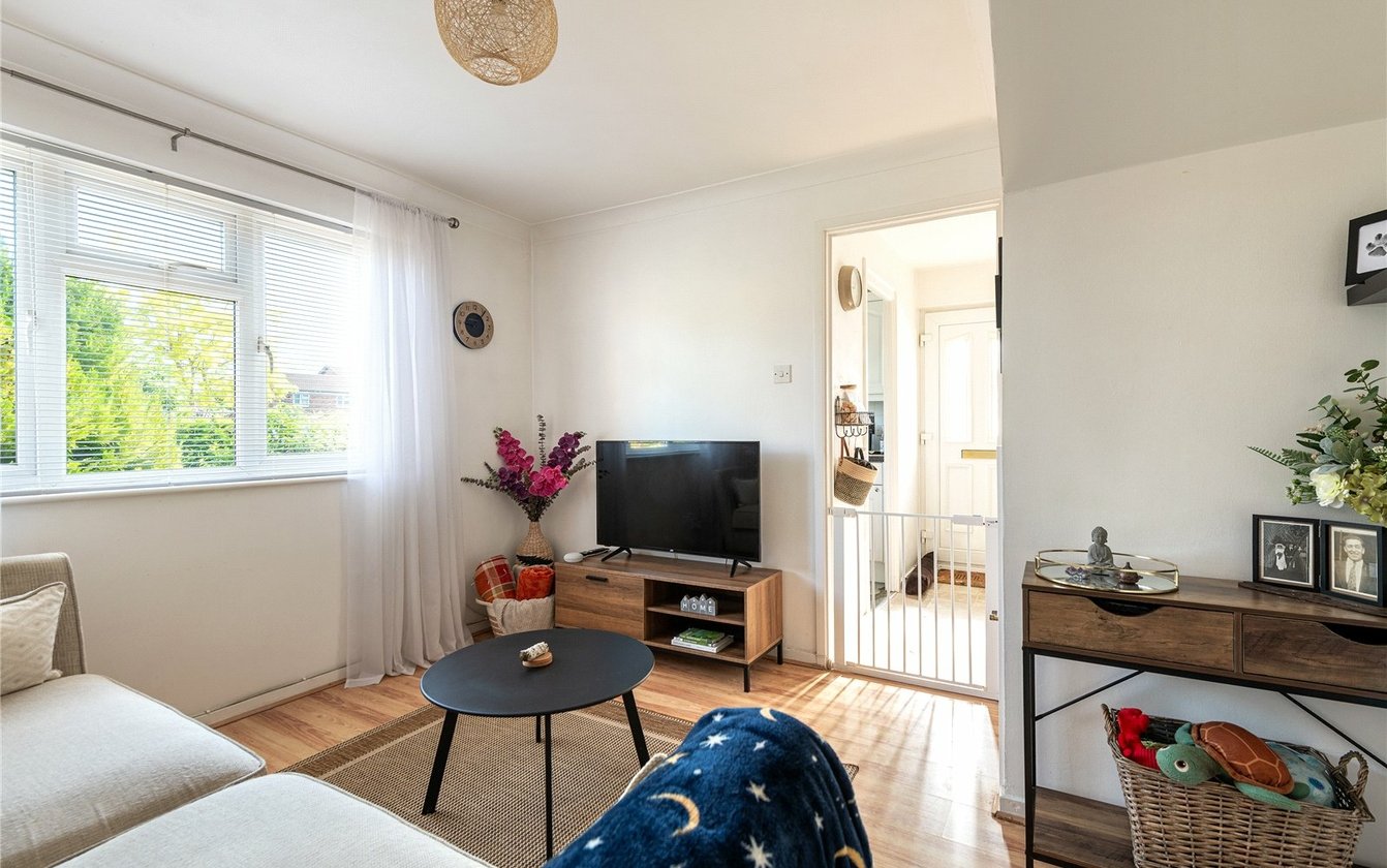 Vectis Drive, Sittingbourne, Kent, ME10, 3913, image-2 - Quealy & Co