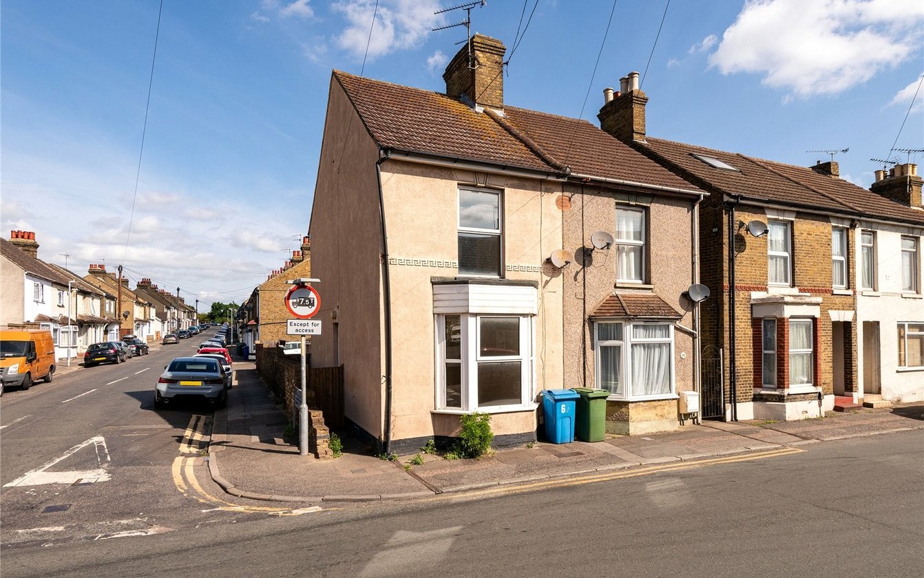 Chalkwell Road, Sittingbourne, Kent, ME10, 3915, image-1 - Quealy & Co