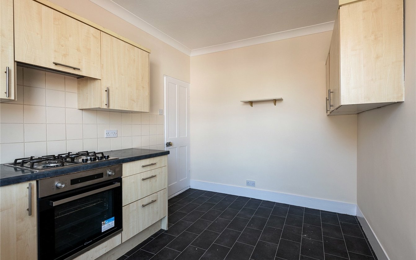 Chalkwell Road, Sittingbourne, Kent, ME10, 3915, image-8 - Quealy & Co