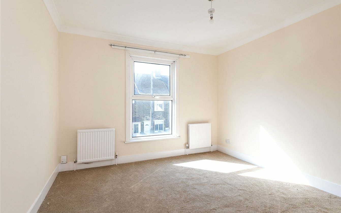 Chalkwell Road, Sittingbourne, Kent, ME10, 3915, image-5 - Quealy & Co