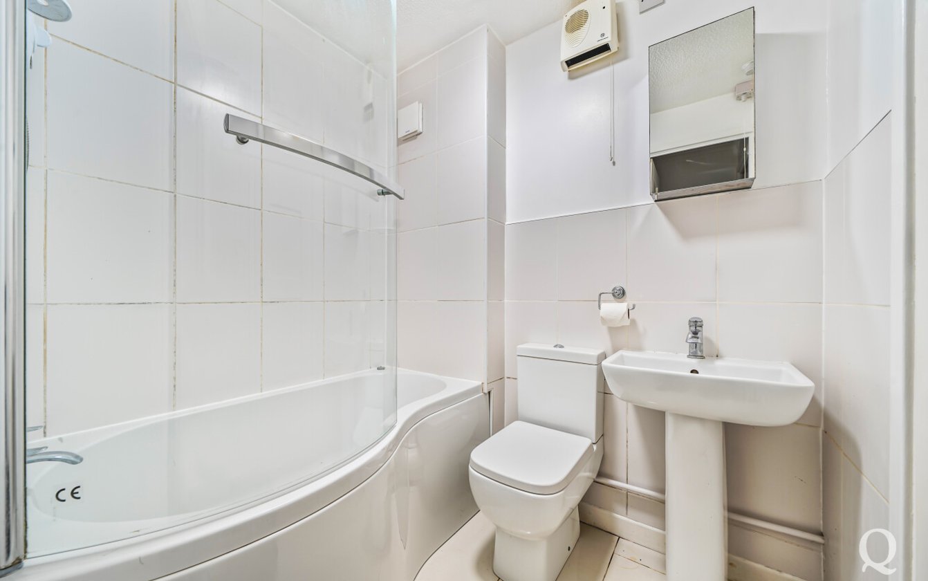 Whimbrel Close, Sittingbourne, Kent, ME10, 3961, image-8 - Quealy & Co