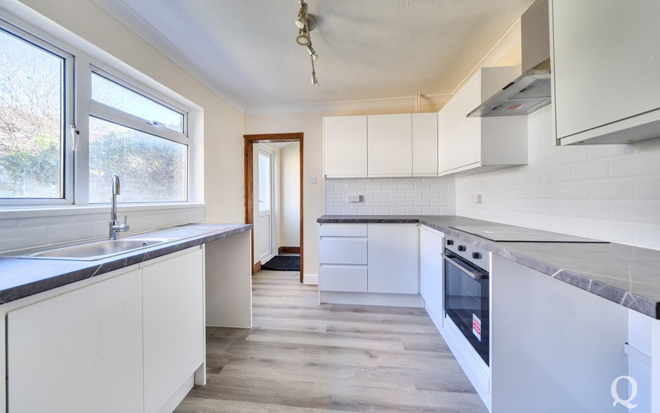 Harold Road, SITTINGBOURNE, Kent, ME10, 3992, image-2 - Quealy & Co