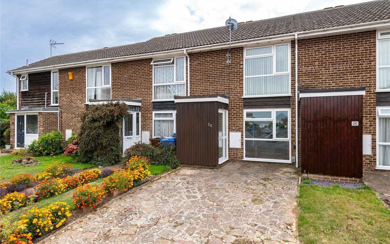 Farm Crescent, Sittingbourne, Kent, ME10, 4082, image-1 - Quealy & Co