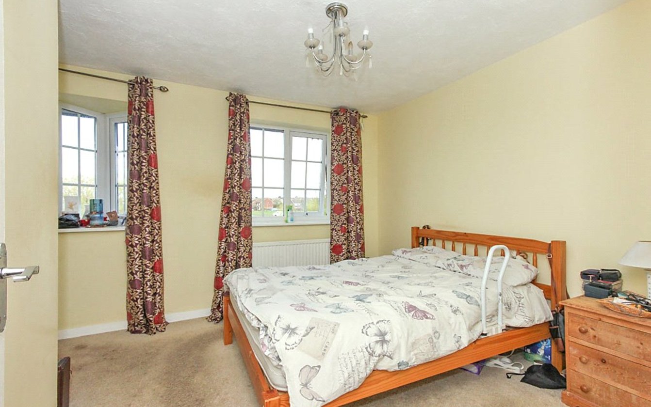 Yeates Drive, Kemsley, Sittingbourne, ME10, 4127, image-6 - Quealy & Co