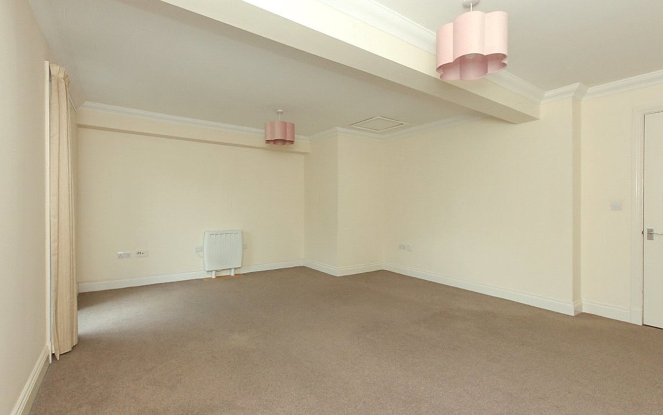 2 Bedroom flat/apartment to rent in Chesley Oast, Bull Lane