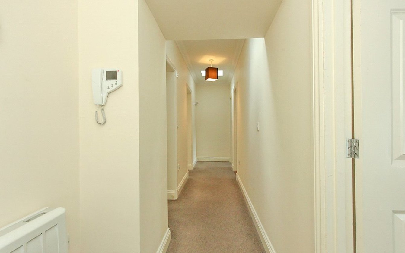 2 Bedroom flat/apartment to rent in Chesley Oast, Bull Lane