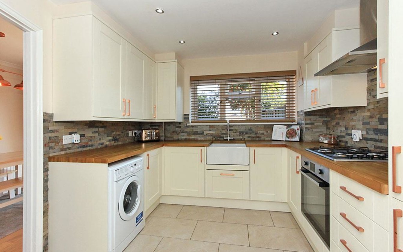 Doubleday Drive, Bapchild, Sittingbourne, Kent, ME9, 4205, image-2 - Quealy & Co