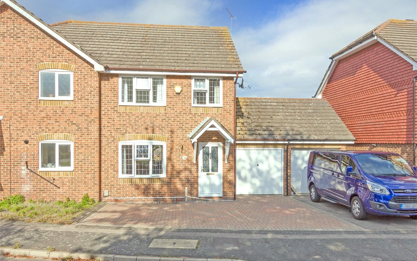 Vaughan Drive, Kemsley, Sittingbourne, ME10, 4386, image-1 - Quealy & Co