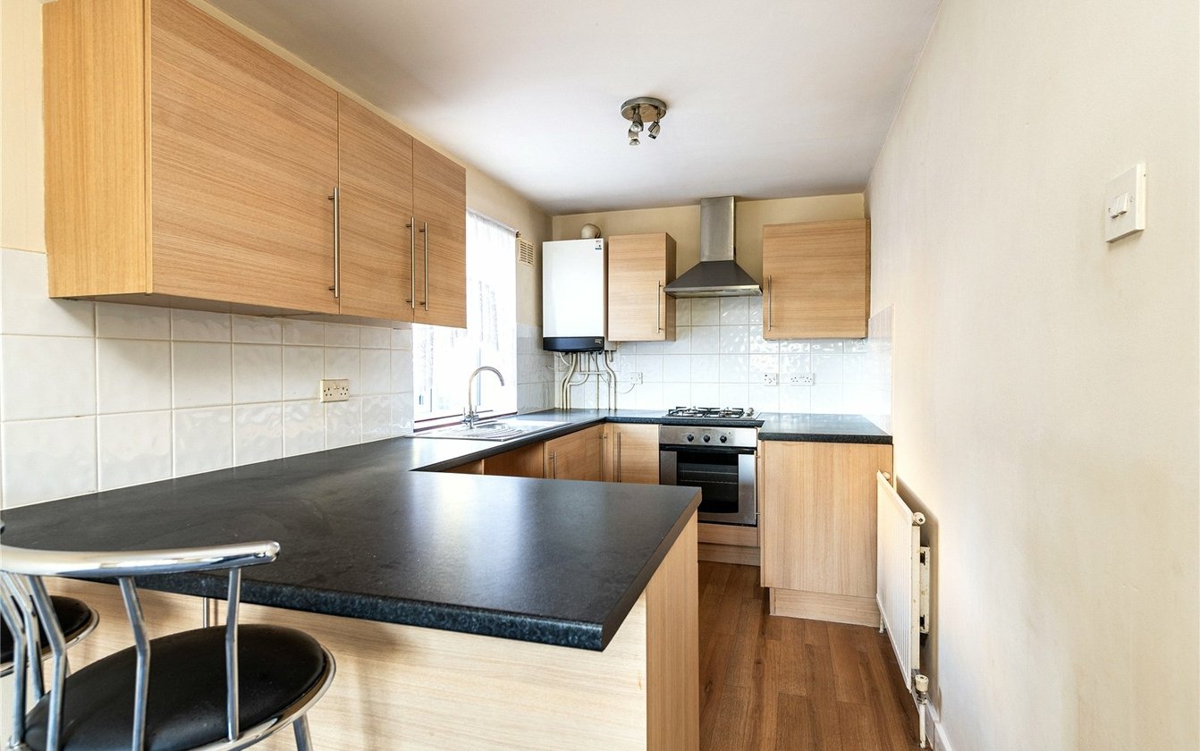 7 Jarretts Court, Wykeham Road, SITTINGBOURNE, Kent, ME10, 4414, image-5 - Quealy & Co