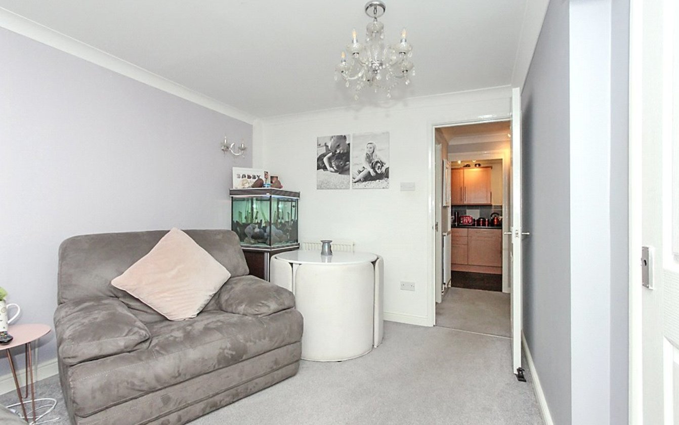 Yeates Drive, Kemsley, Sittingbourne, Kent, ME10, 4433, image-18 - Quealy & Co