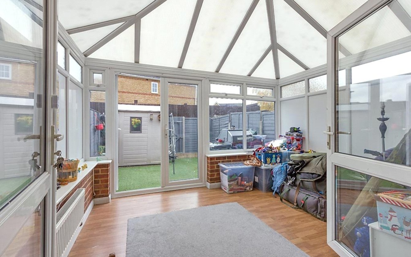 Yeates Drive, Kemsley, Sittingbourne, Kent, ME10, 4433, image-2 - Quealy & Co