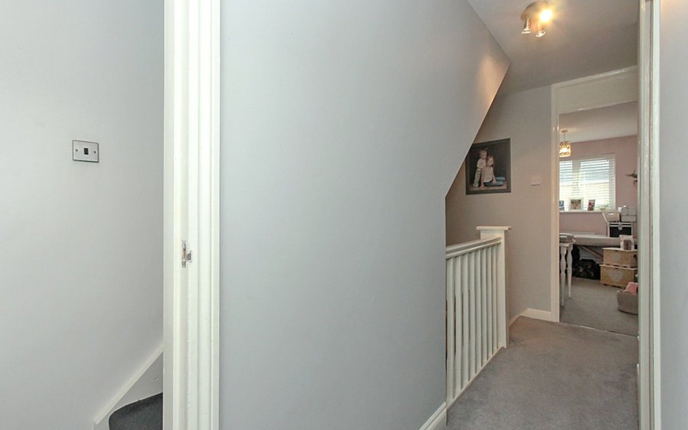 Yeates Drive, Kemsley, Sittingbourne, Kent, ME10, 4433, image-19 - Quealy & Co