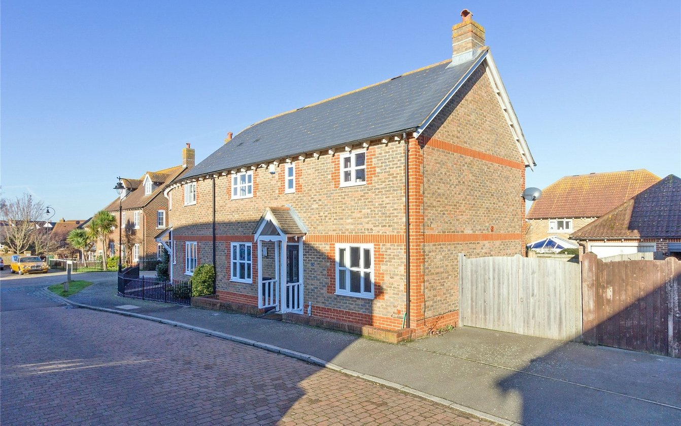 Colson Drive, Iwade, Sittingbourne, ME9, 4500, image-10 - Quealy & Co