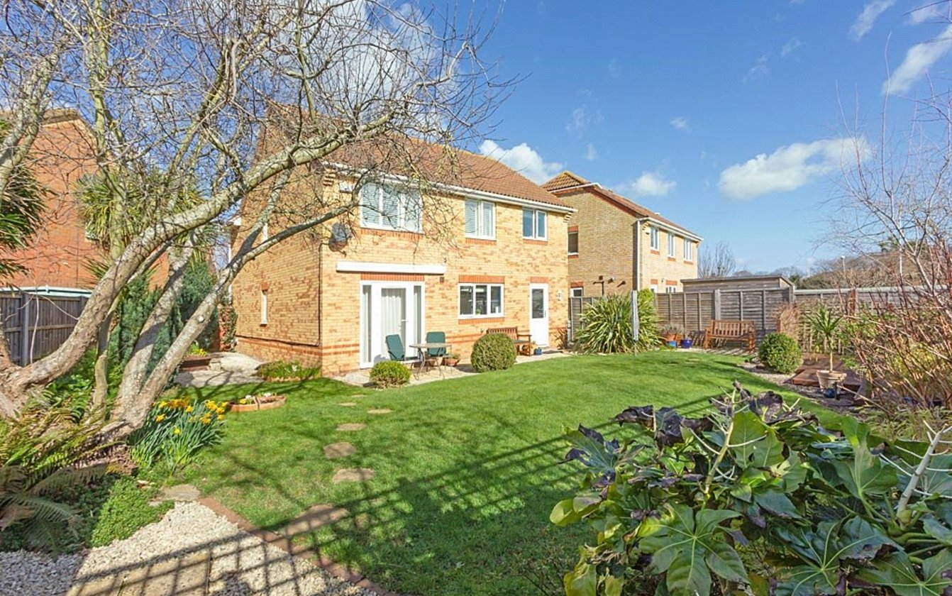 Lance Close, Kemsley, Sittingbourne, ME10, 4578, image-20 - Quealy & Co