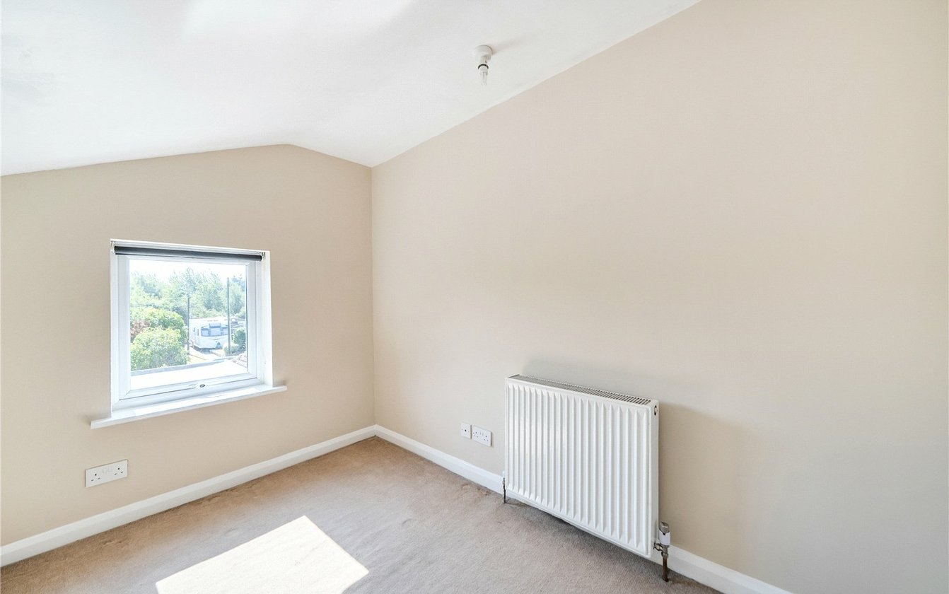 Park Road, Sittingbourne, Kent, ME10, 4593, image-15 - Quealy & Co