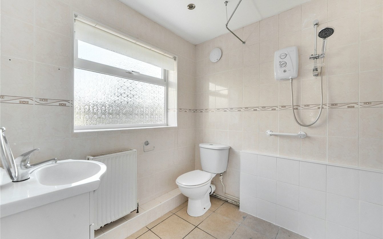Park Road, Sittingbourne, Kent, ME10, 4593, image-10 - Quealy & Co