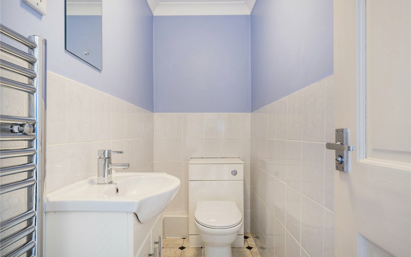 Park Road, Sittingbourne, Kent, ME10, 4593, image-13 - Quealy & Co