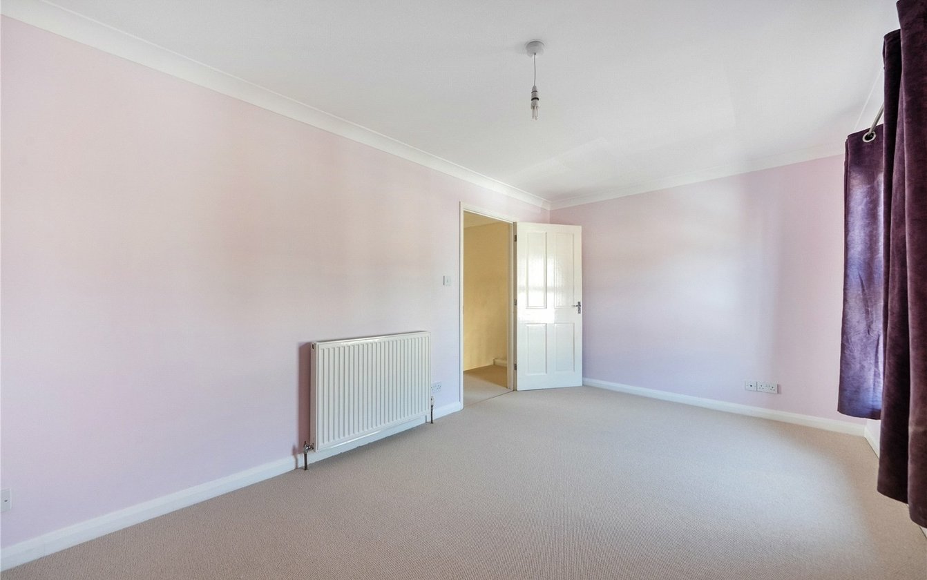 Park Road, Sittingbourne, Kent, ME10, 4593, image-12 - Quealy & Co